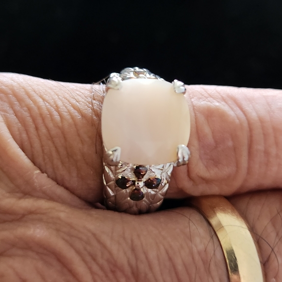 Peruvian Pink Opal in 925 Silver. Size 10 - Picture 5 of 6